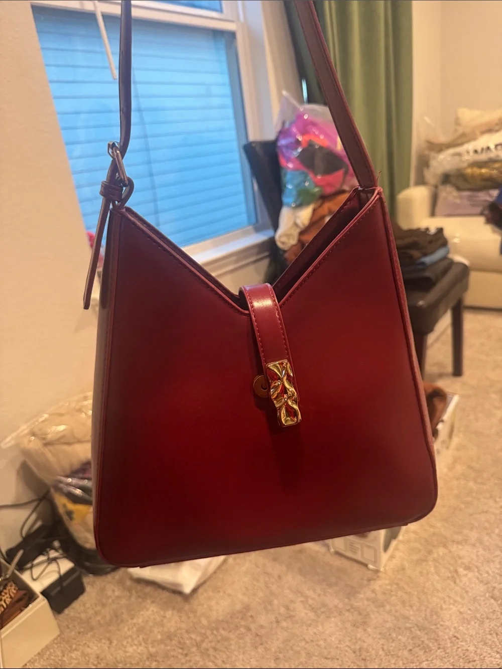 MOTF sleek burgundy
